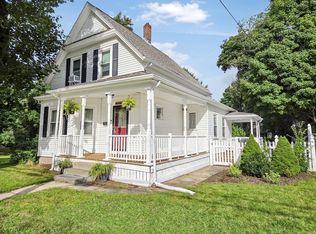 941 S Franklin St, Holbrook, MA 02343