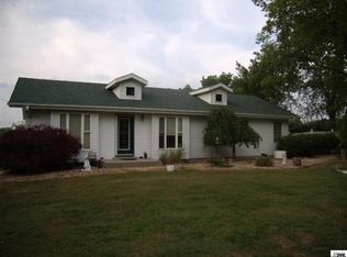 4911 SE 3rd St, Tecumseh, KS 66542