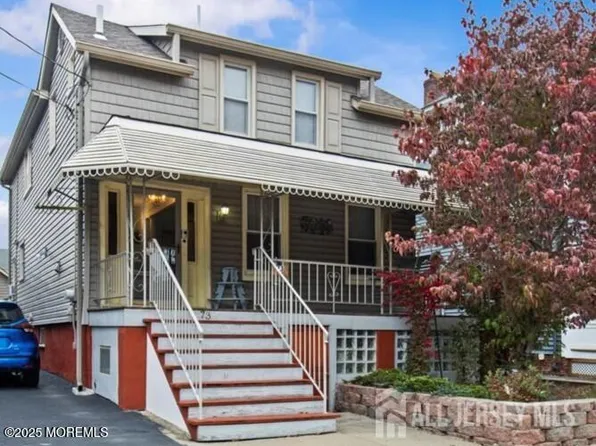 73 2nd St, Keyport, NJ 07735