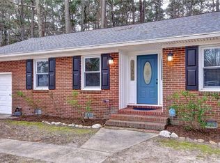 34 Little Florida Rd, Poquoson, VA 23662