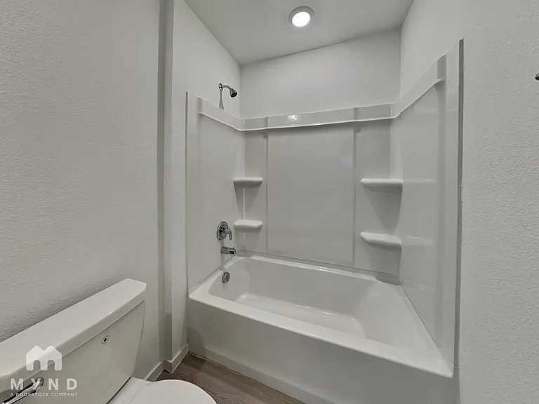 2057 Belgian Dr — Photo 16