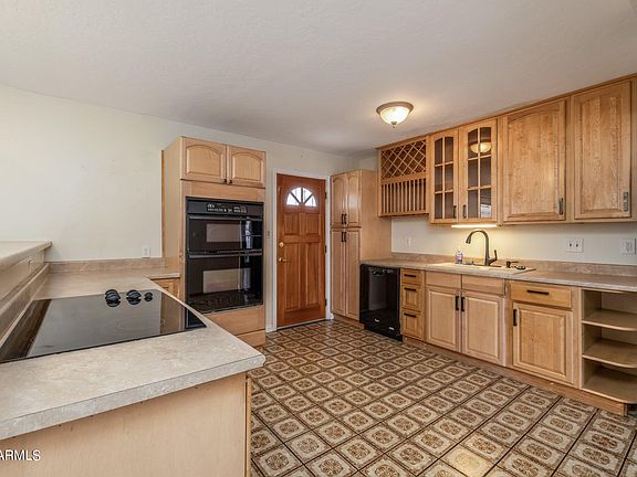 2nd image of 2641 W CORRINE Drive