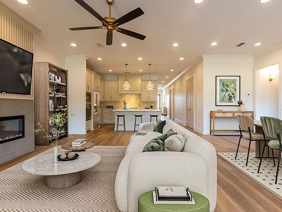 4th image of 18 Mountain Brook Rd