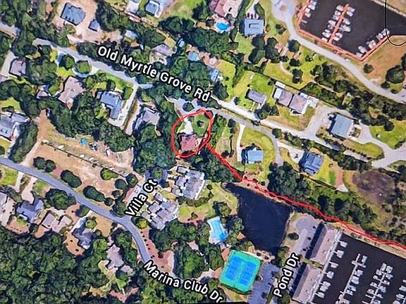 Short Walk To Deeded Beach