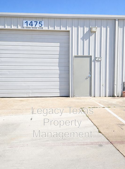 1st image of 1475 E Renfro St #113