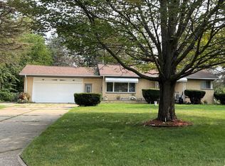 5178 Woodcliff Dr, Flint, MI 48504