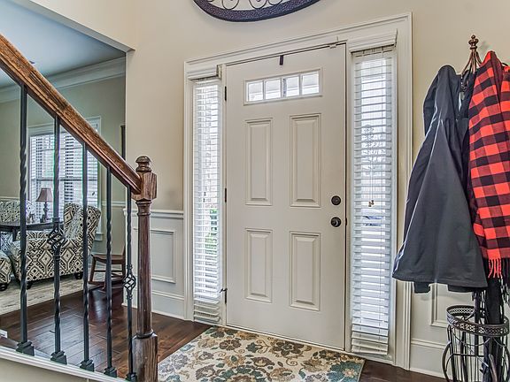 4th image of 1063 Bentley Estates Dr