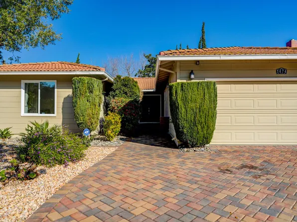 1674 S Stelling Rd, Cupertino, CA 95014