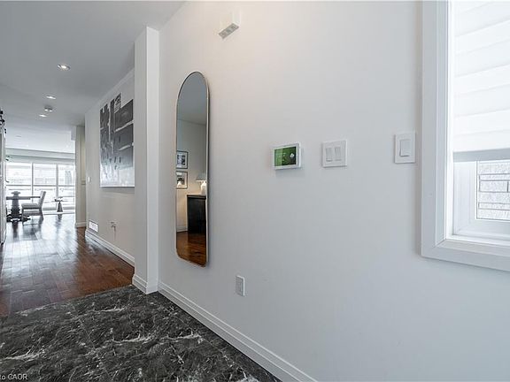 5th image of 35 Midhurst Hts #22