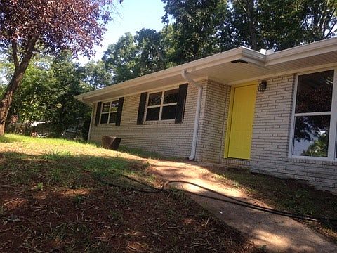 1st image of 2761 Wayman Dr