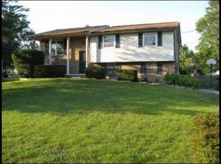 7904 Quail Run Rd, Knoxville, TN 37938