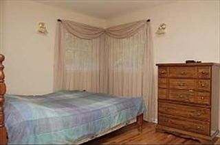 4th image of 439 Brice Ave