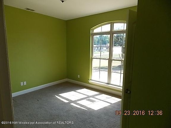 3rd image of 3338 Forest Bend Dr