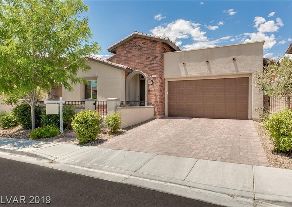 1st image of 273 Castellari Dr