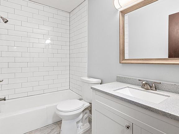 2nd image of 2210 Eldridge Ave E #102