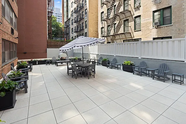 233 East 69th Street #9H in Lenox Hill, Manhattan | StreetEasy