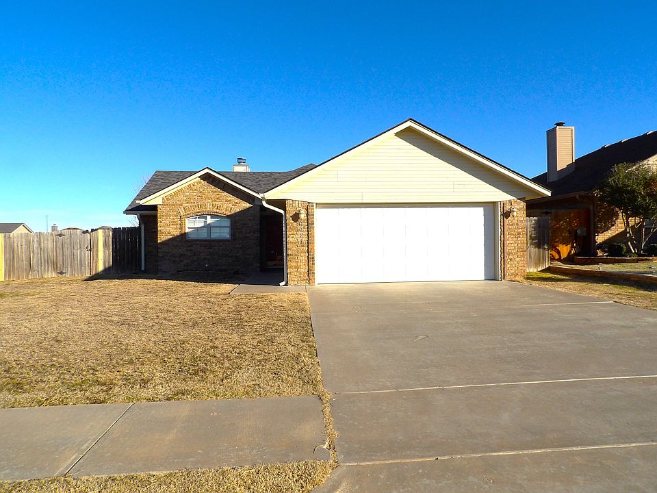 1st image of 4421 SW Hickory Ln