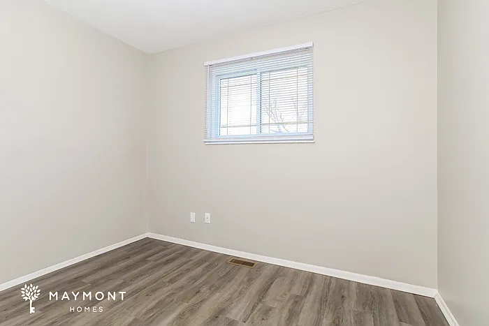 736 Marbea Dr — Photo 8