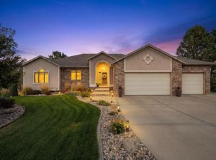 6605 Carnoustie Ct, Rapid City, SD 57702