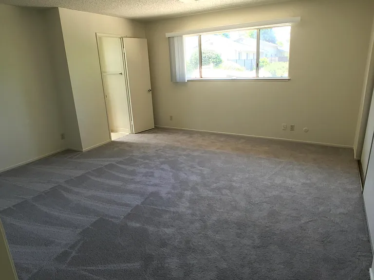 245 Saint Augustine Dr — Photo 6