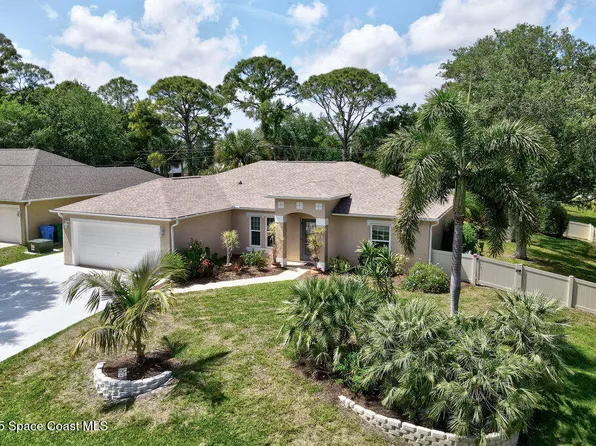501 Caravan Ter, Sebastian, FL 32958