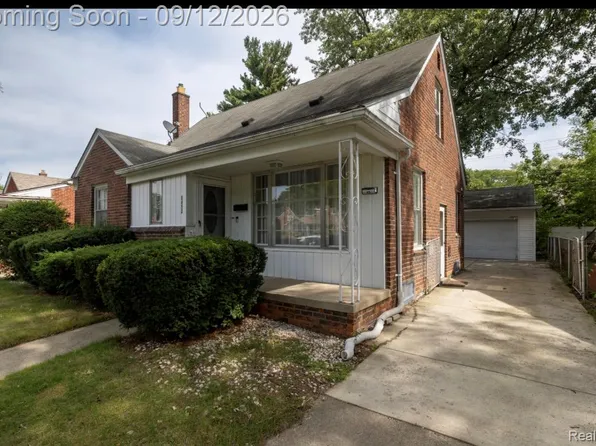 8452 Grayfield St, Dearborn Heights, MI 48127