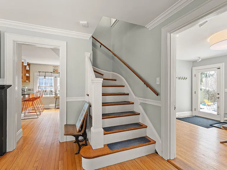 36 Joyce Rd — Photo 6
