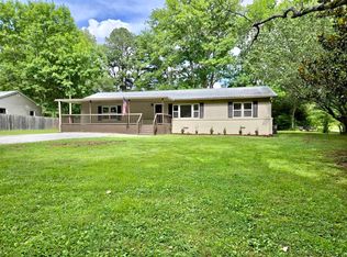 505 McKewen Rd, Corinth, MS 38834