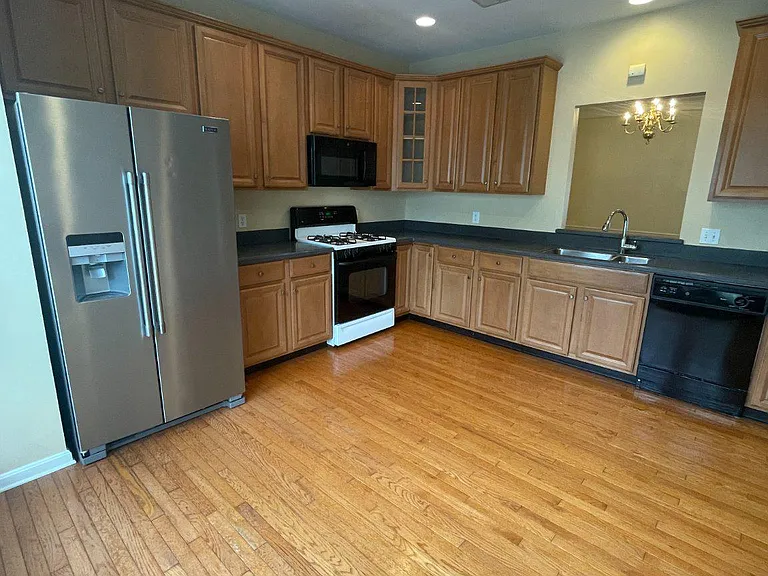 53 Williams Dr — Photo 4