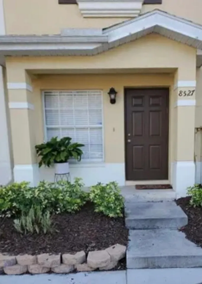 8527 Trail Wind Dr — Photo 1