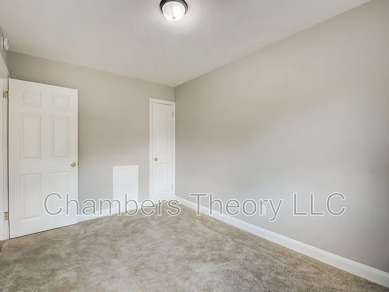 1417 Downing St NE — Photo 37