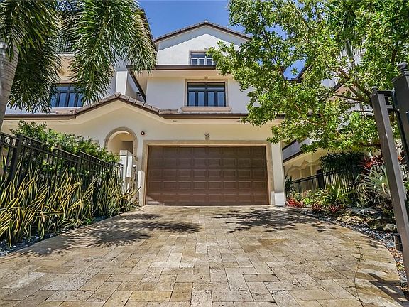 2nd image of 95 Isle Of Venice Drive #95
