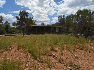 34950 W Peacehaven Ln, Seligman, AZ 86337