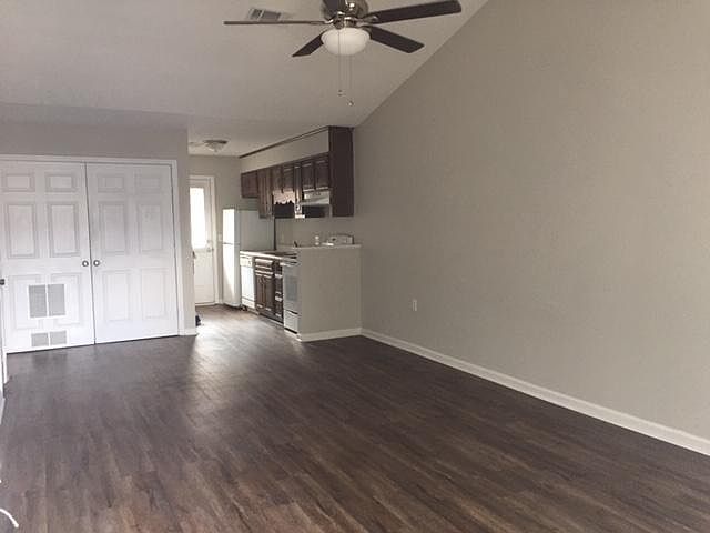 1st image of 230-68 Lanier Dr