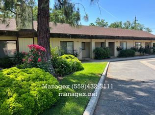 1325 4th St APT 4, Clovis, CA 93612