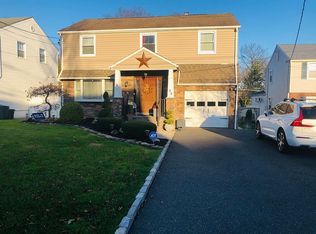22 Glenview Rd, Nutley, NJ 07110