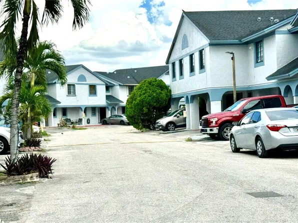 1535 SW 122nd Ave #3-7, Miami, FL 33184