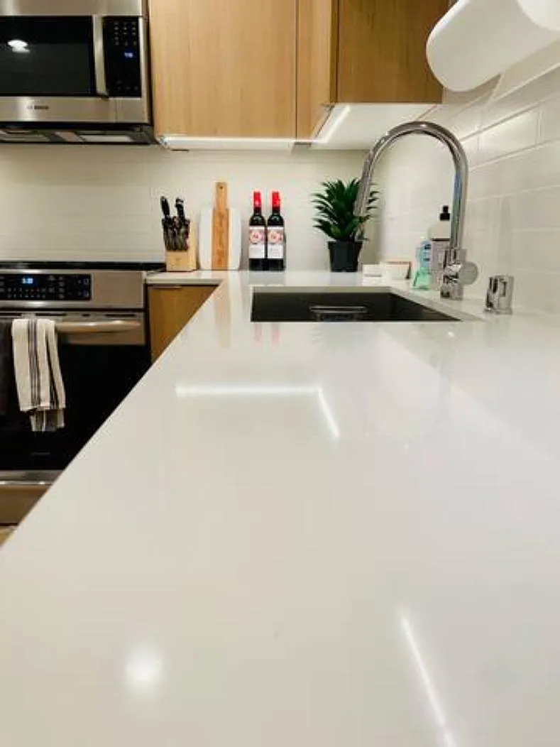 2 bed, 1138 sqft, $3,250 — Photo 2