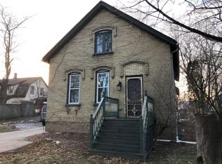 2012 Geneva St, Racine, WI 53402