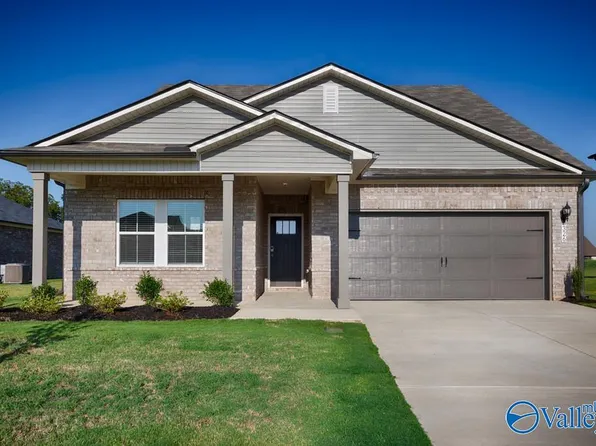 326 Pone St, Toney, AL 35773