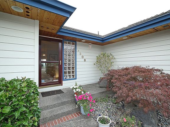 3rd image of 7308 76th Dr NE
