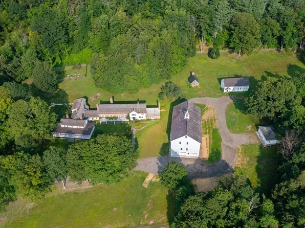 369 Bullitt Rd, Ashfield, MA 01330