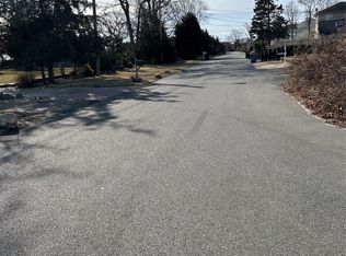 Abby Lane, Shirley, NY 11967