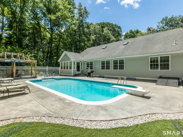 432 Green Hollow Road, Killingly, CT 06239