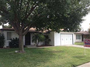 1325 Peach Ave, Clovis, CA 93612