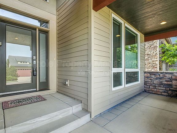 2nd image of 1821 Blue Star Ln