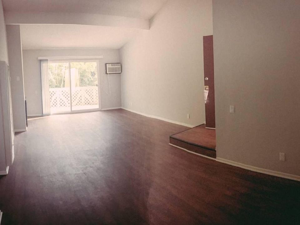 Strathmore Veteran 2 11090 Strathmore Dr Los Angeles CA Zillow