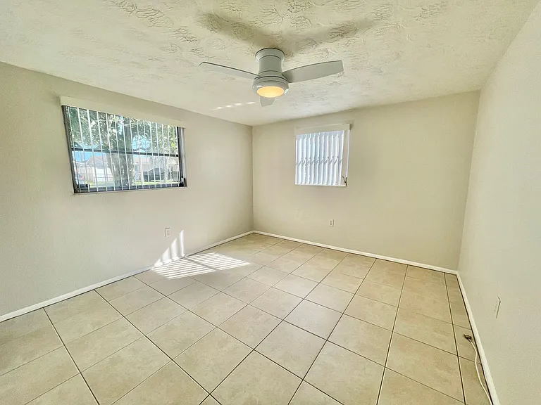 5814 1st Ave — Photo 11
