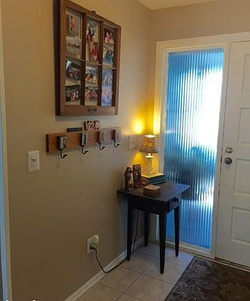 2nd image of 865 E Waikiki Dr