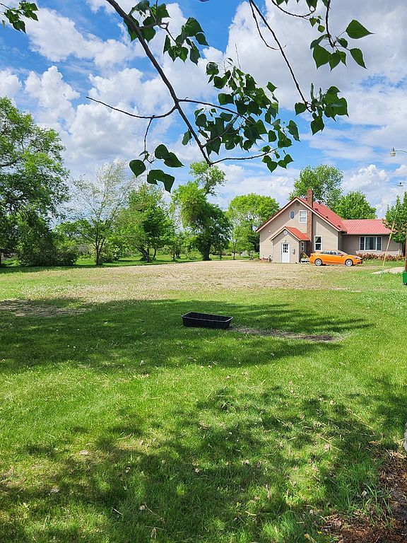 12720 45th St SE - Property Image